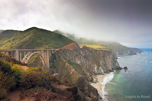 Fotografie: Bixby Bridge, Bogenbrücke am Pazifik, Highway No 1 in Big Sur, Kalifornien 2011 - Architektur und Landschaft, Bildlizenz, Stockfoto